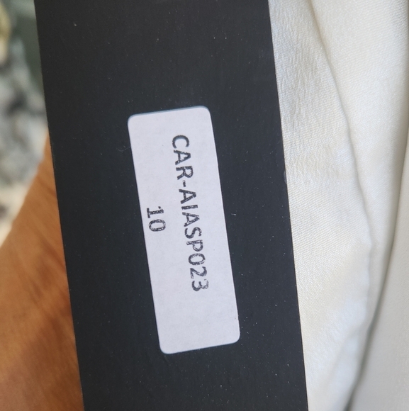 CARMAR MATELIC SILVER SKIRT - Picture 3 of 6